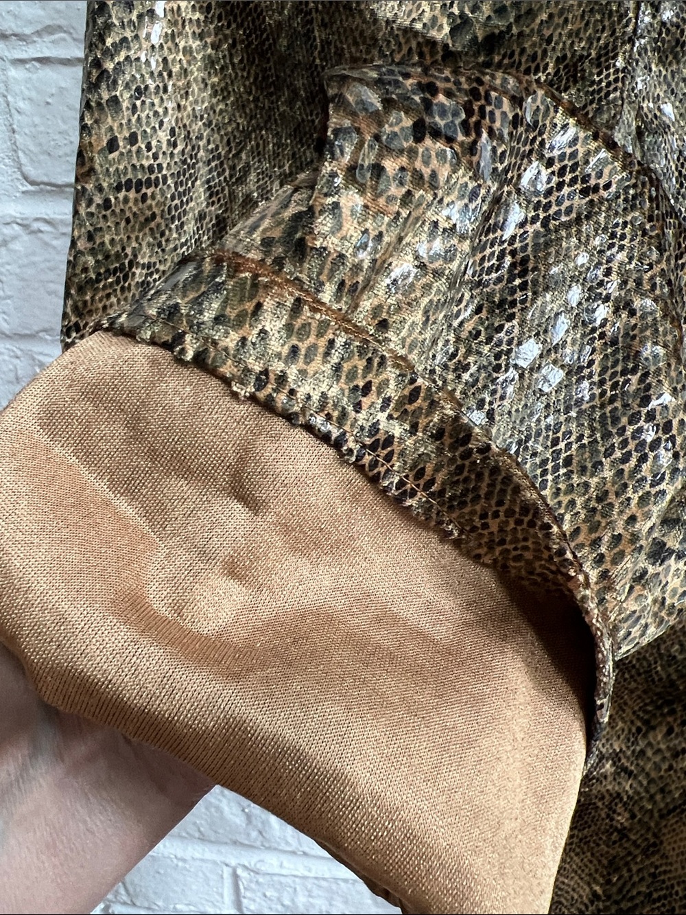 VINTAGE Y2K Tan Metallic Gold Shimmering Snake Scales Low Rise Bootcut Pants 6 - Picture 9 of 11